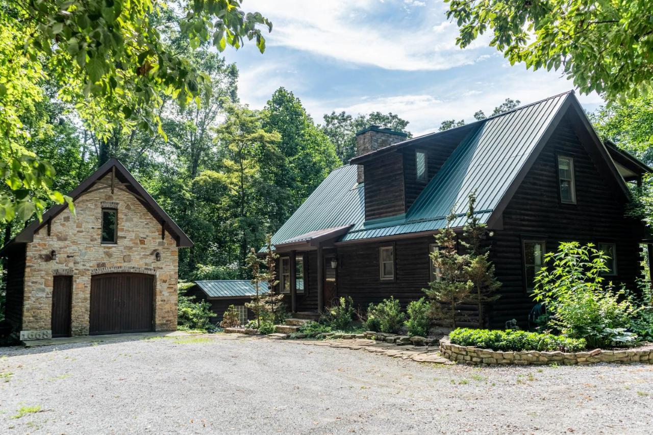 Cozy 2 Bedroom Cabin Nestled In Wooded Hideaway มอนเทอร์เรย์ ภายนอก รูปภาพ